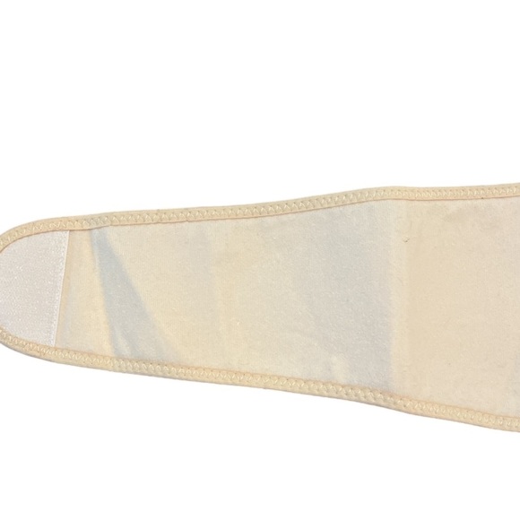 Tan Leather Belt with Classic Design - Picture 7 of 7